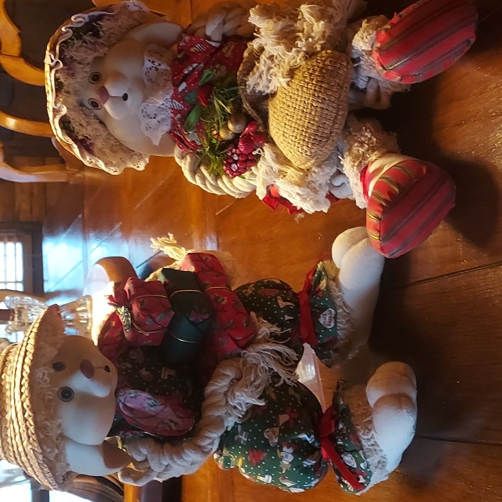 Pair of Christmas bunnies.